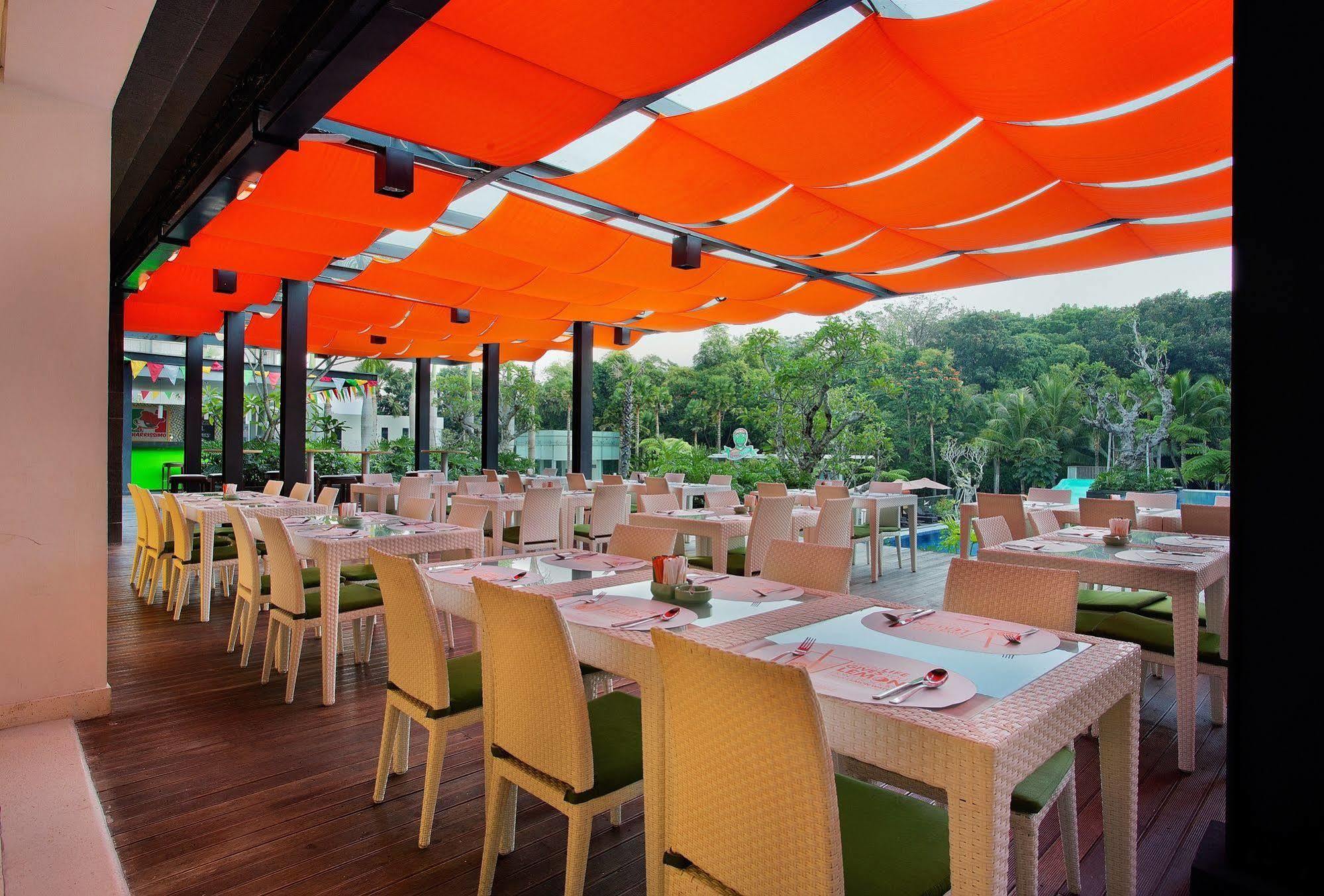 แฮริส โฮเต็ล แอนด์ คอนเวนชั่น มาลัง Hotel มะลัง ภายนอก รูปภาพ